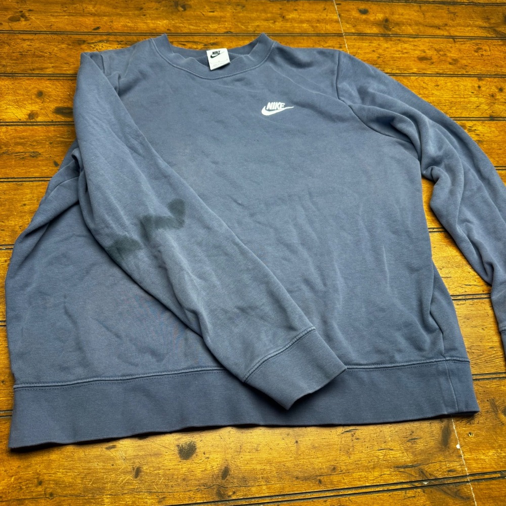 Nike Sportswear Crewneck Sweatshirt Blue Gray Embroidered Logo Large‎ FLAW
